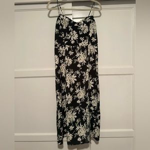 The A&F Camille Midi Dress | Size Medium | Forest Green & White Floral